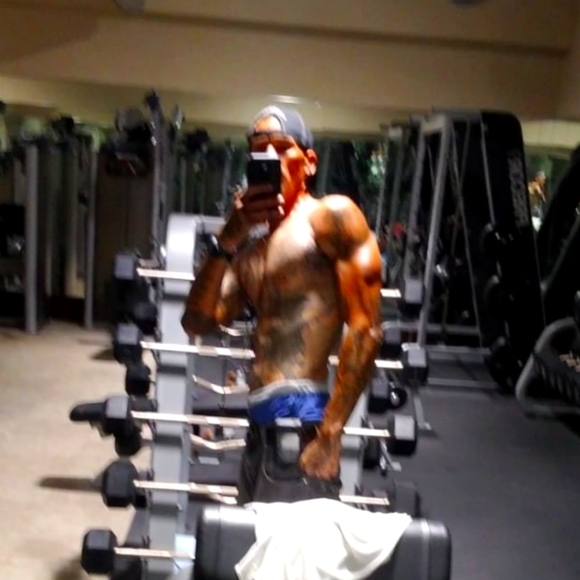 This body - Picture 1 of 1